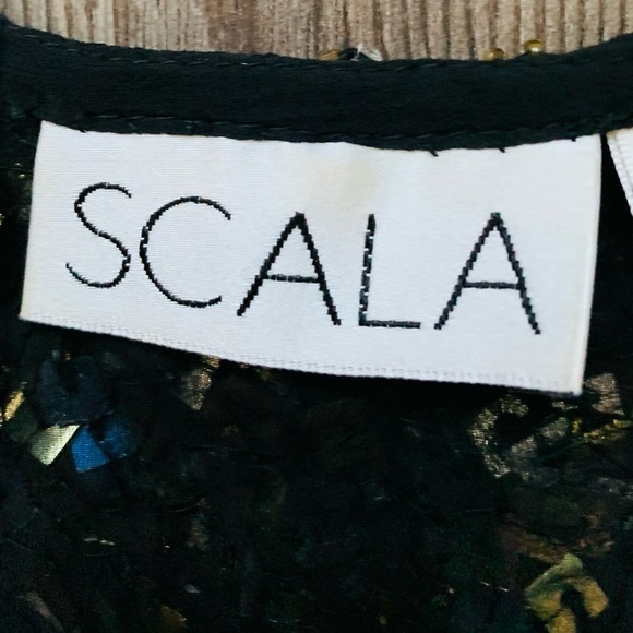 100% silk Sequin Embellished Jacket - Black and Gold - Picture 7 of 9